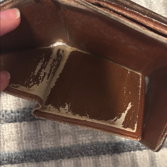 Louis Vuitton Dark Brown Monogram Wallet-Call outs - Picture 13 of 14